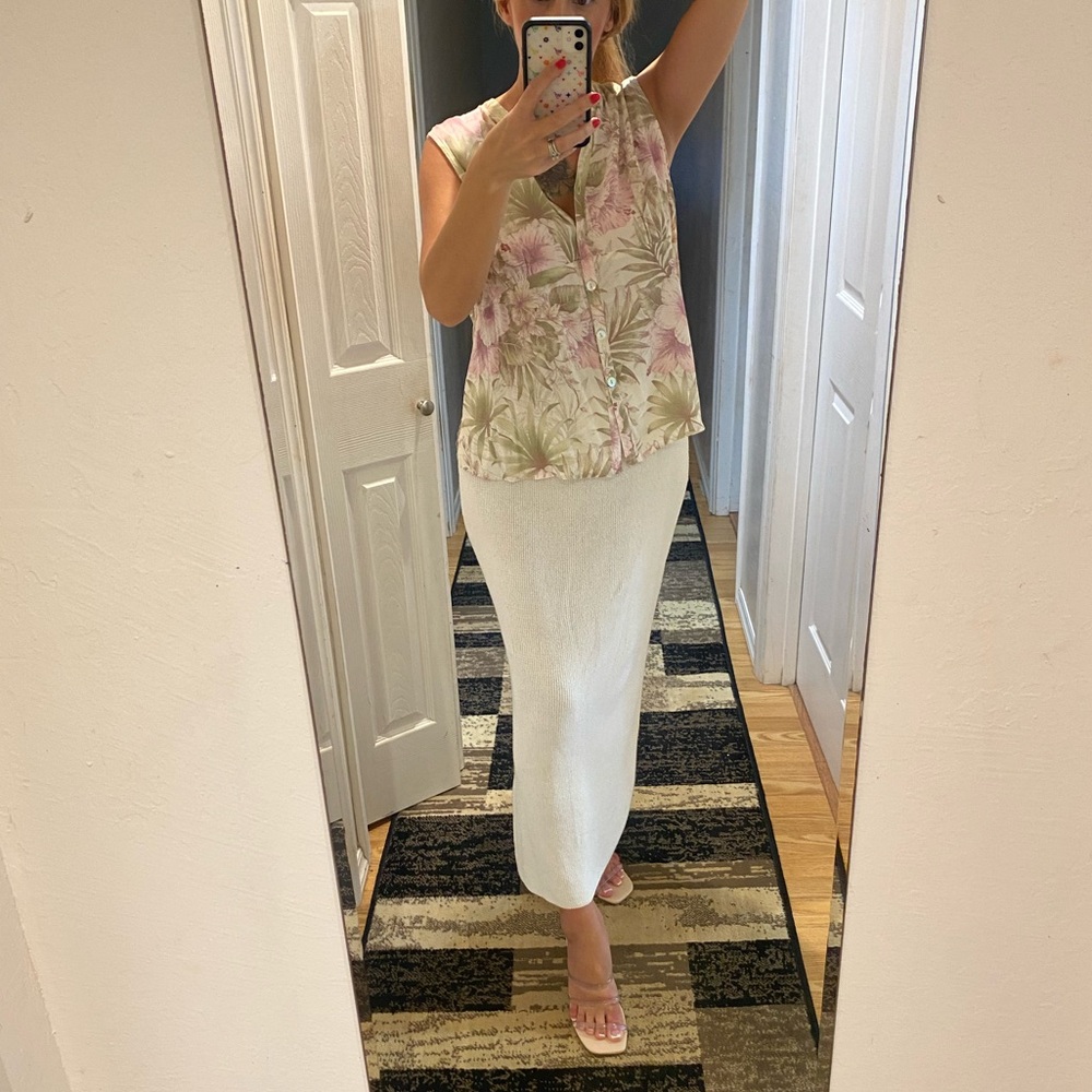 🌺🦜Tropic Vibes 🍹 Hawaiian floral print blouse S/M - Picture 16 of 16